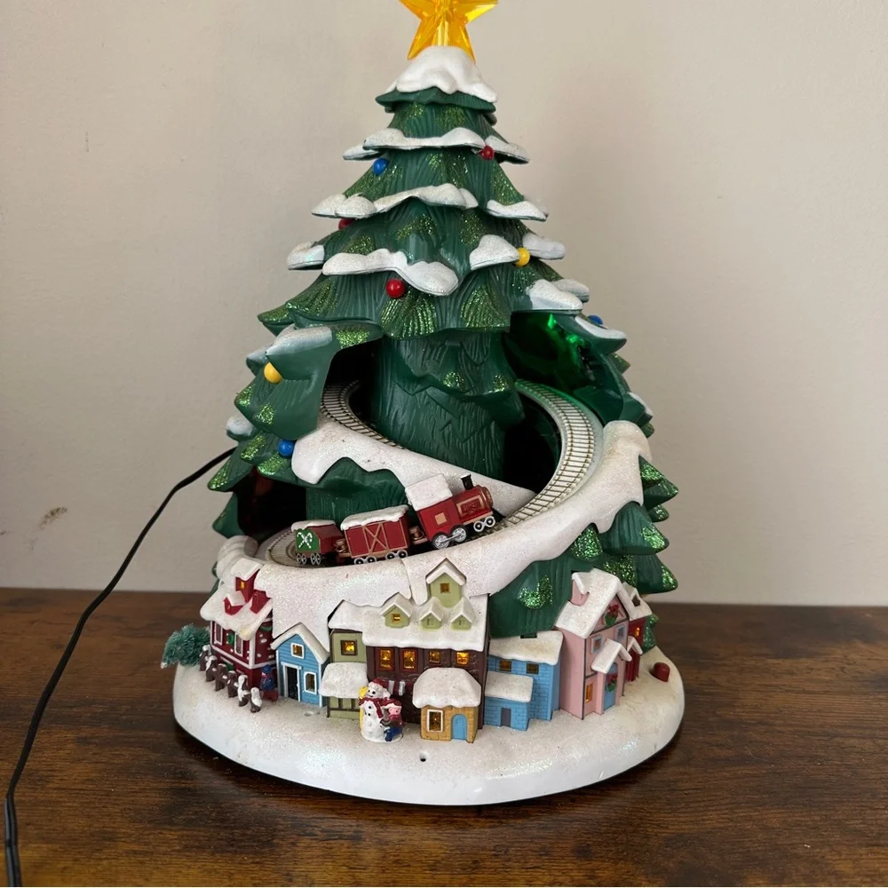 Vintage Avon 2007 Musical Christmas Tree with Moving Train & Village Scene - Picture 10 of 11